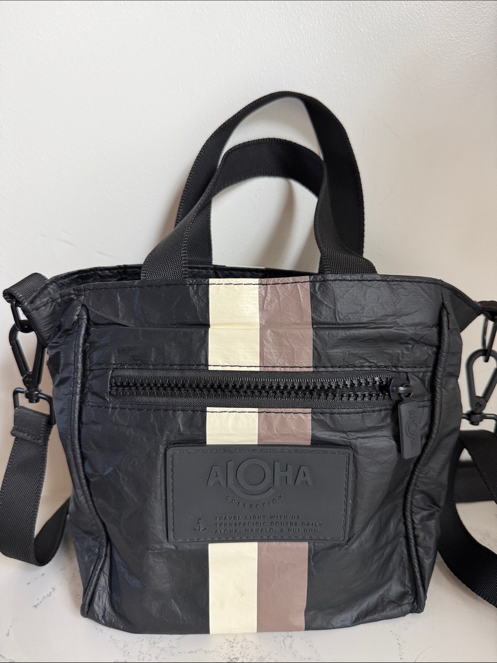 ALOHA Collection Le Voyageur crossbody bag Caffe On Black Color